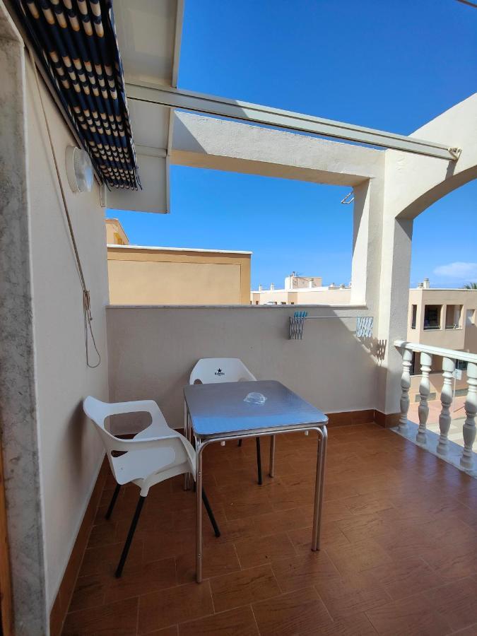 Hostal Las Dunas Cabo De Gata Exterior photo